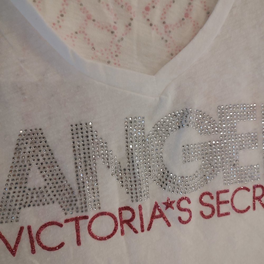 COPY - Victoria's secret sparkle cotton Tshirt size small.